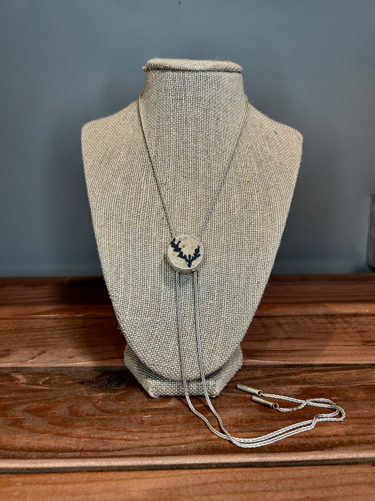 One Seed Design -Dendritic Fossil Bolo