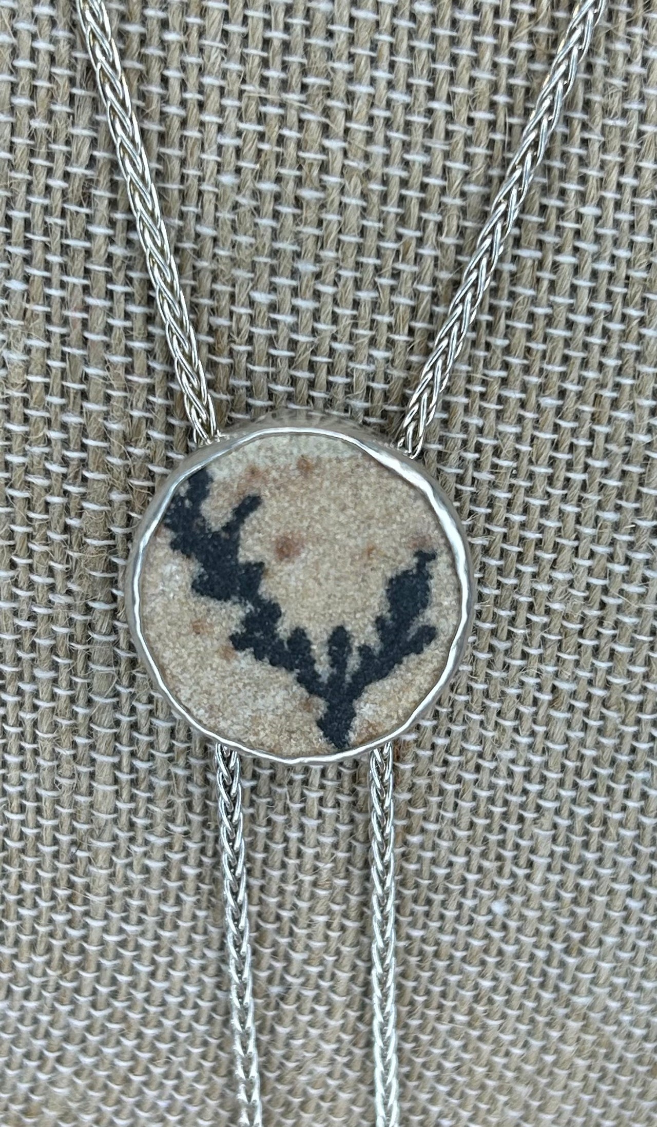 One Seed Design -Dendritic Fossil Bolo