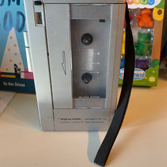 Apple Vintage - Electronics - Vintage  80s/90s Compact Cassette Recorder