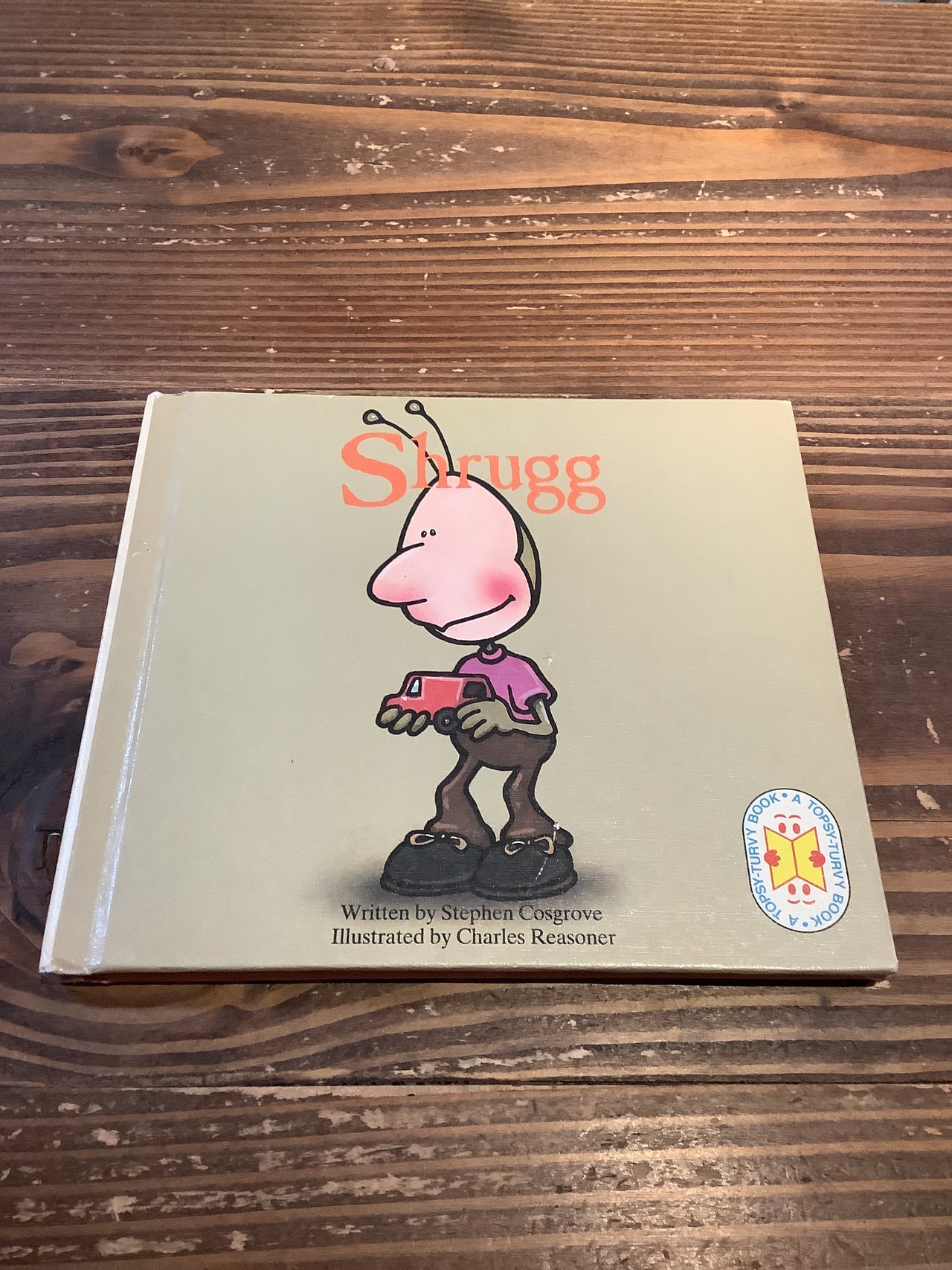 Vintage Books - A topsy turvy book SHRUGG & Fibberbugg