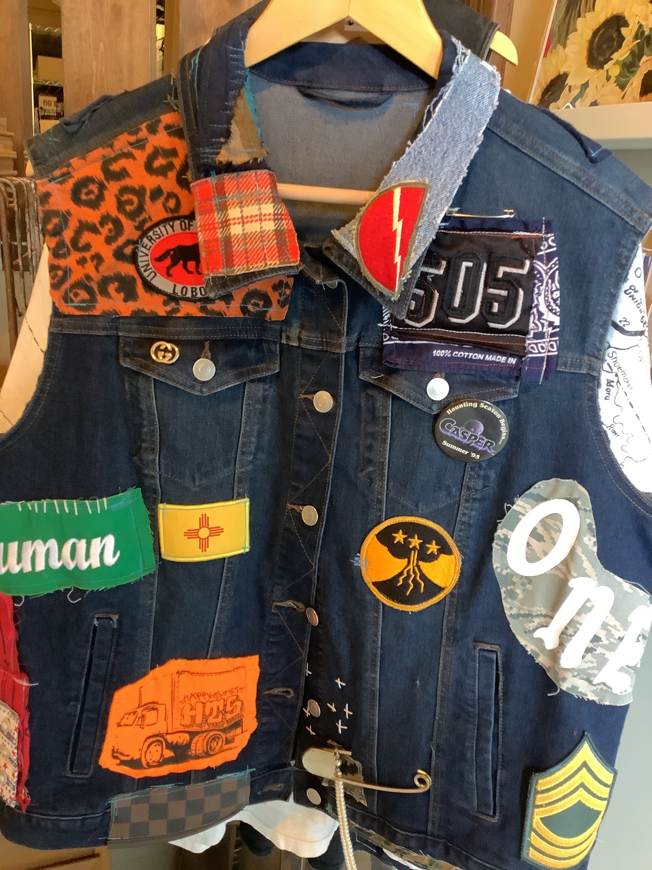Apple Vintage - Vintage Clothing - NO CRY BABYZ ABQ art vest