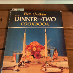 Vintage Books - Betty Crocker New Dinner for Two cookbook