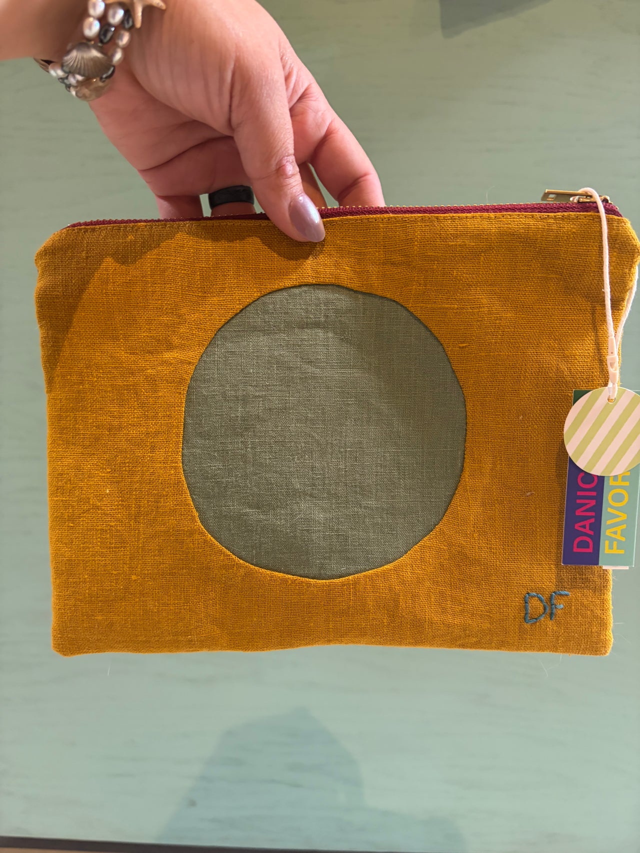 Circle Linen Zipper Pouch - Danica Favorito