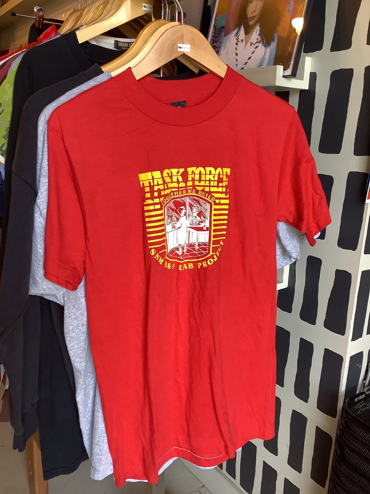 Vintage Clothing - Vintage Task Force tee