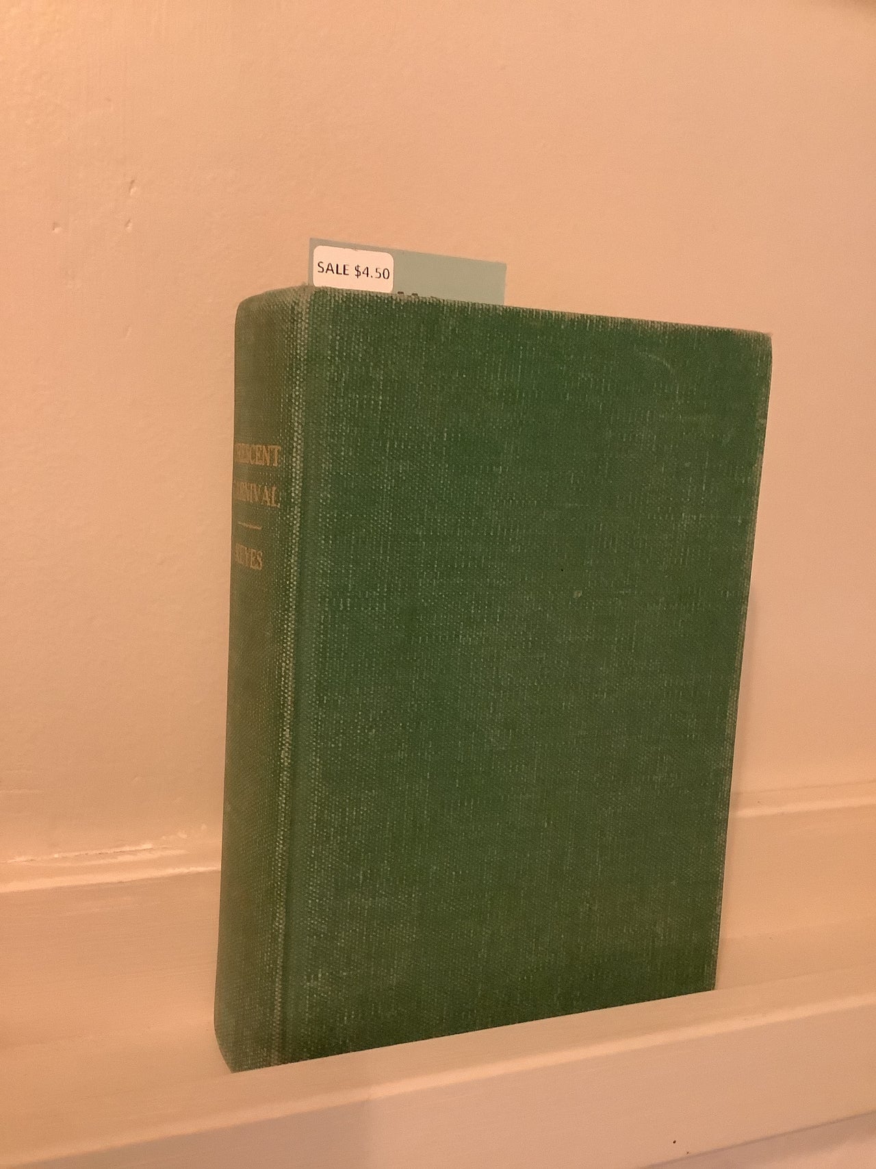 Apple Vintage - Vintage books - Crescent Carnival