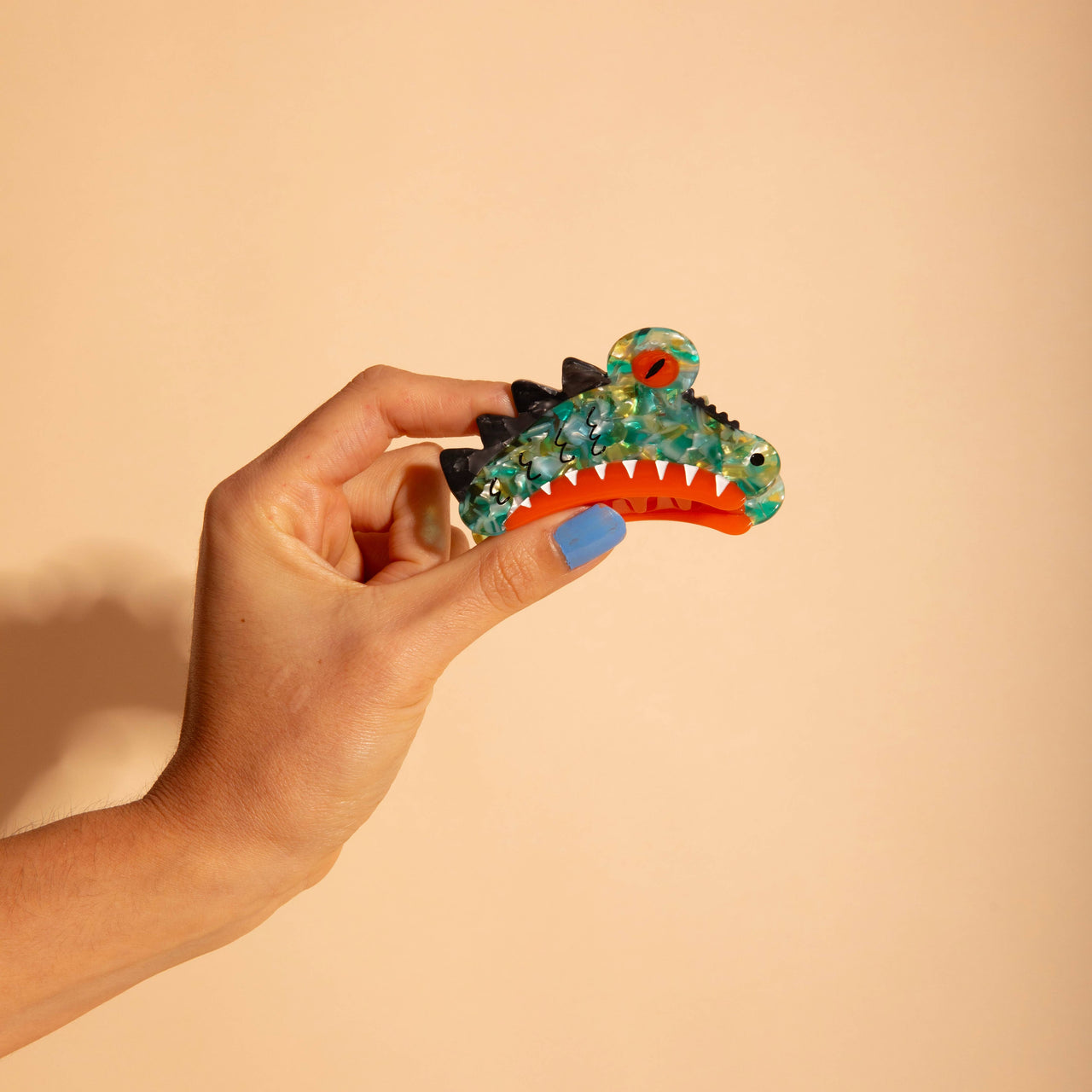 KAIJU - Hair Claw