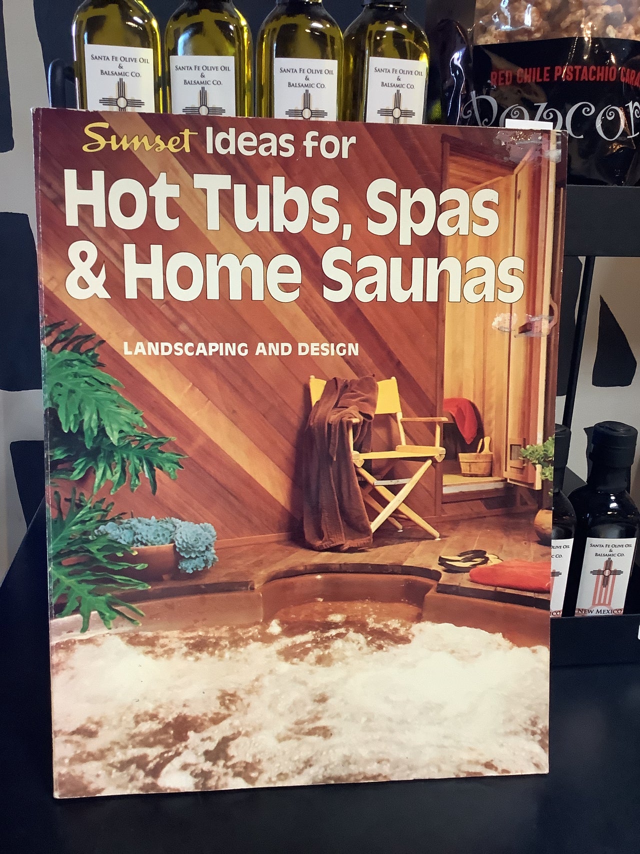 Vintage Books - A Sunset Book Basic Carpentry