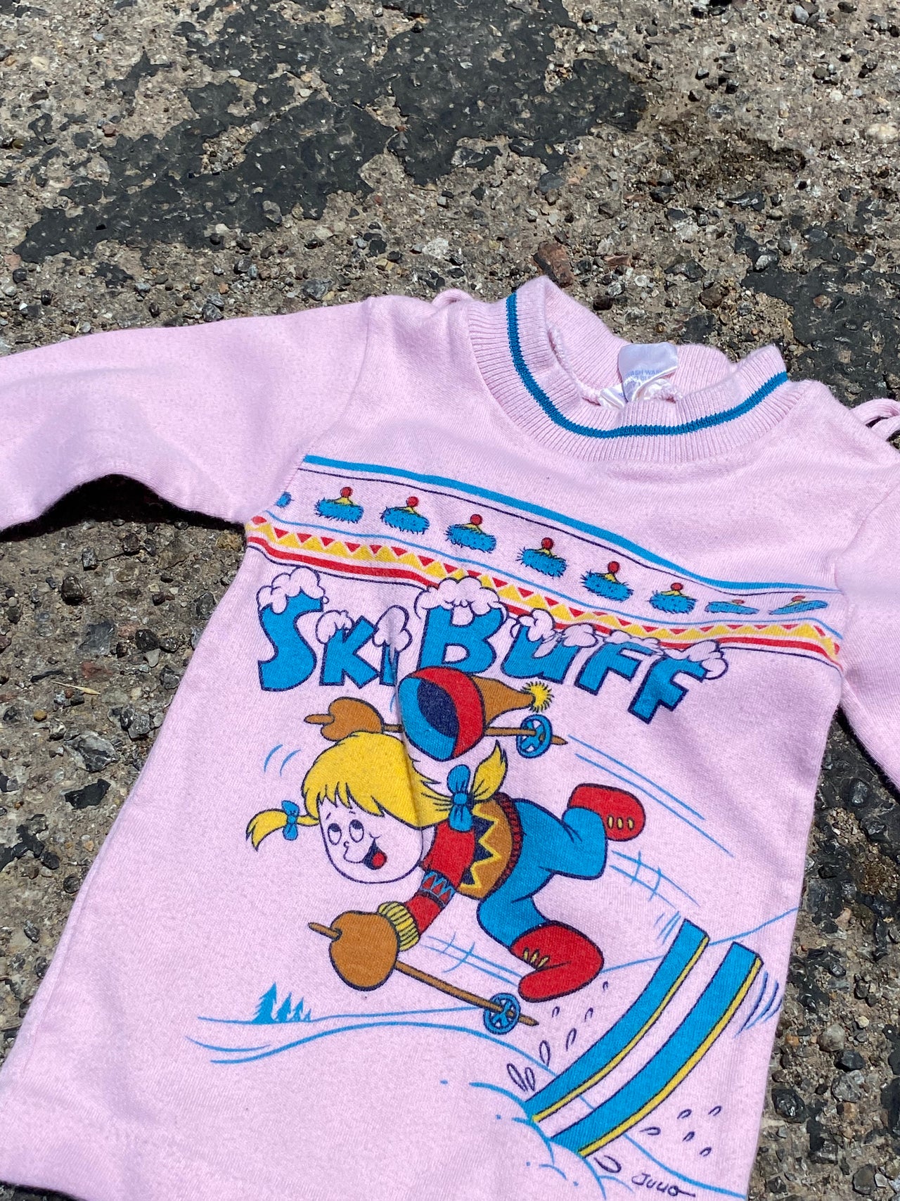 Apple Vintage - Apparel - Vintage Kids Ski Buff l/s tee