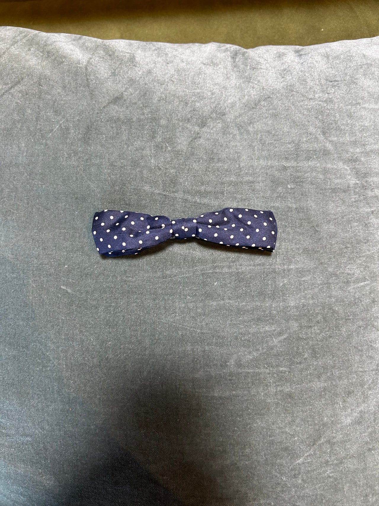 Apple Vintage - Apparel - Clip on Bow Tie