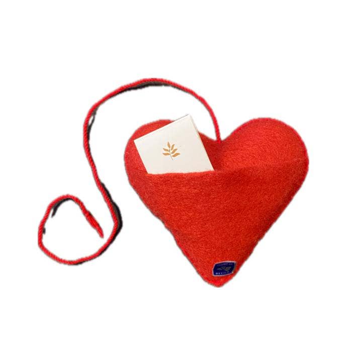 Abrazo Style - Embroidered Rococo Message Hearts