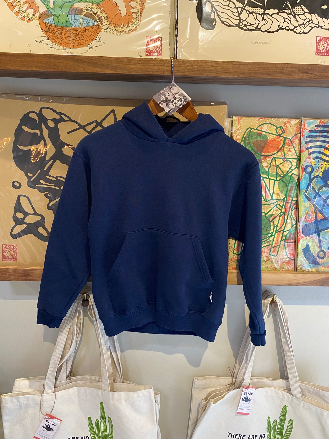 Apple Vintage - Apparel - Russell Athletic Hoodie