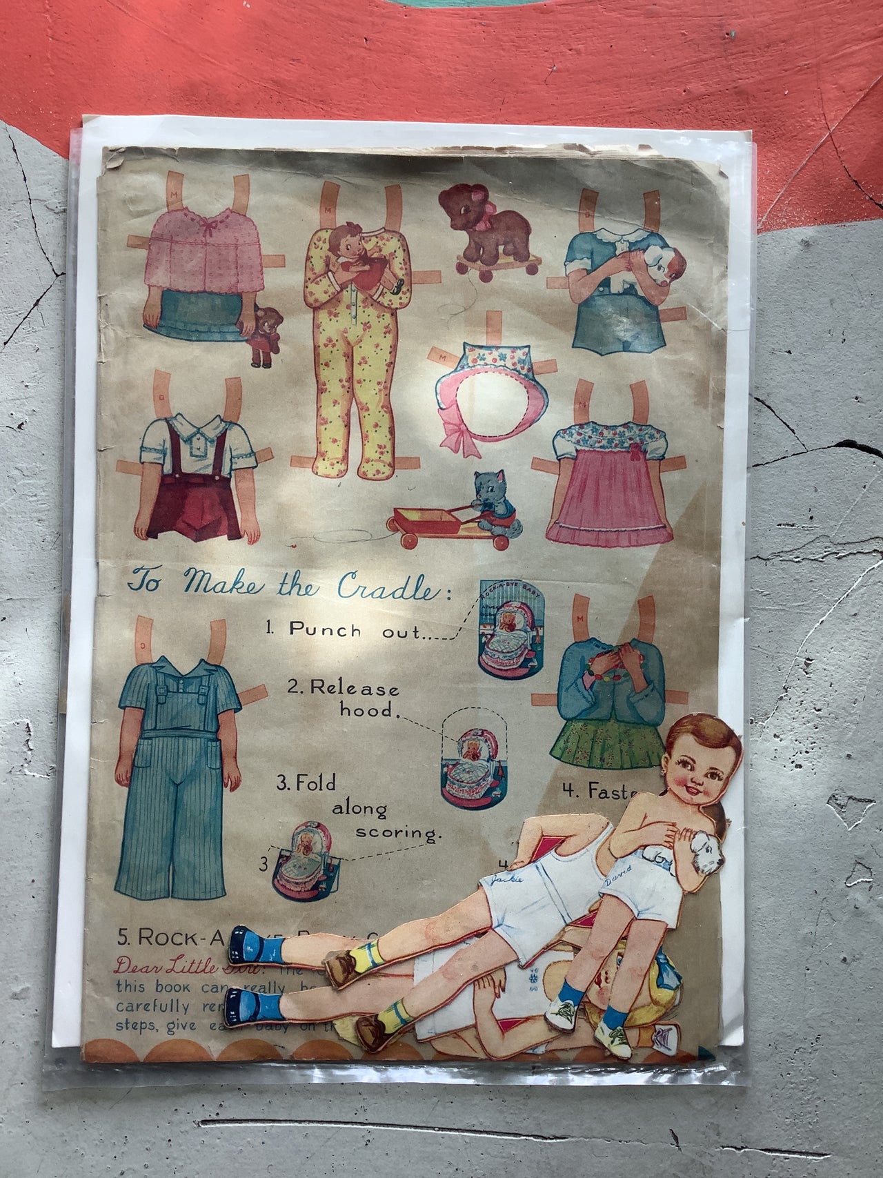 Vintage Prints - 1950s Paper Doll Book/pages