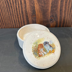 Flyby Provisions - Vintage - Trinket Box kittens
