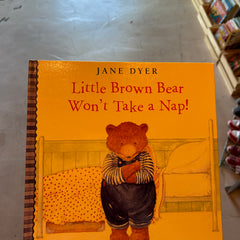 Apple Vintage - Books - Little brown bear won’t take a nap