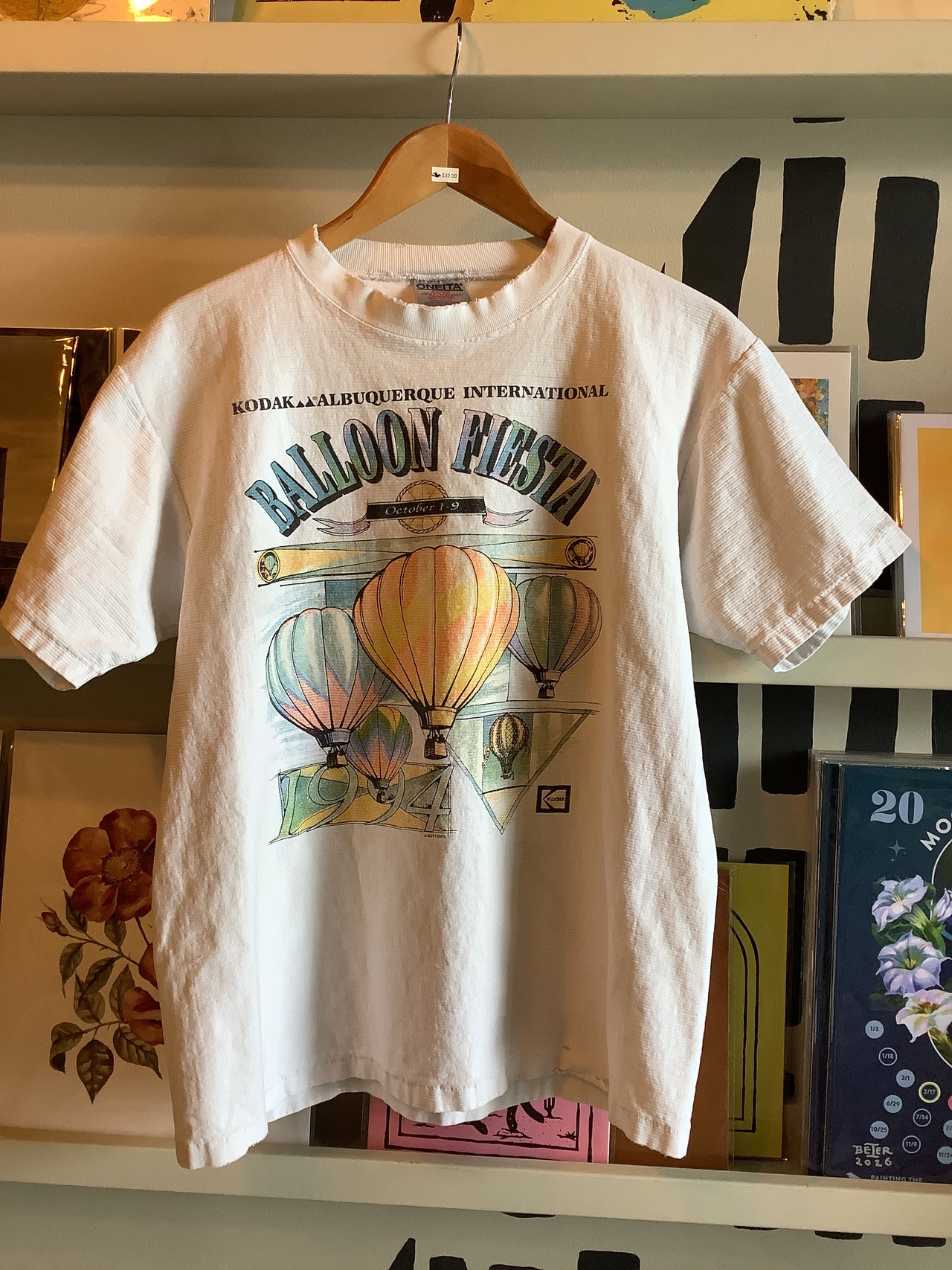 Vintage Clothing - Vintage 1994 Distressed Balloon Fiesta tee