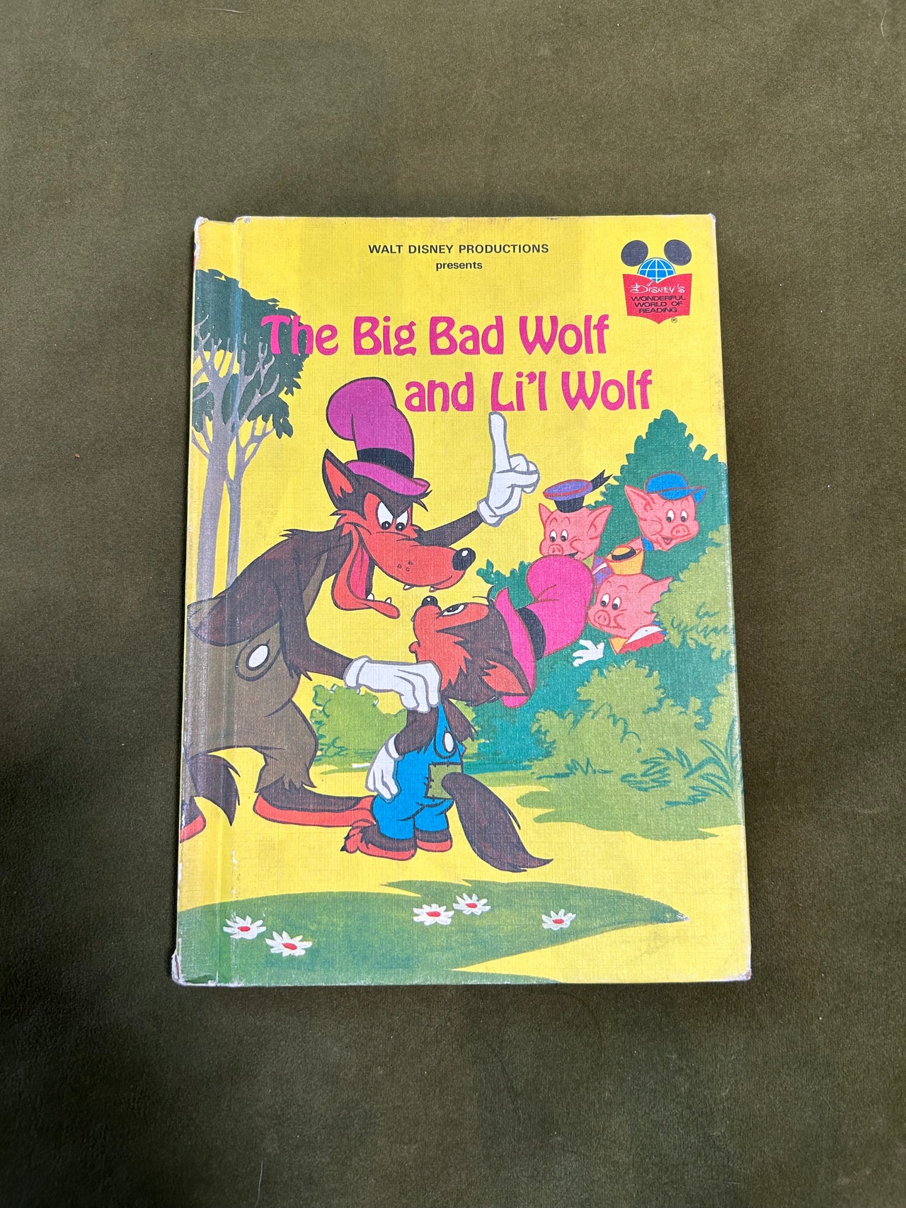 Apple Vintage - Book - The big bad wolf