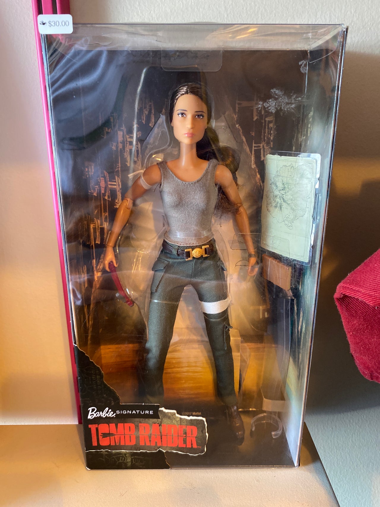 Apple Vintage - toys - Tomb Raider Lara Croft