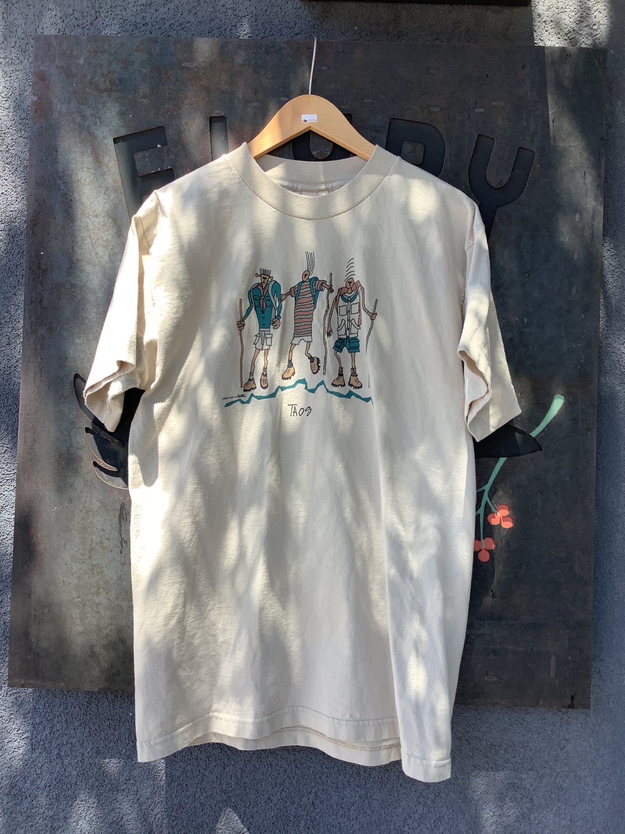 Vintage Clothing - Vintage Taos Hikers t-shirt