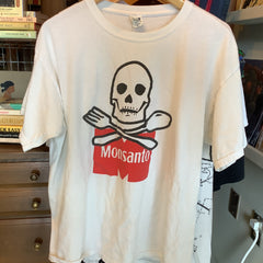 Apple Vintage - Vintage Clothing -  Monsanto tee XL