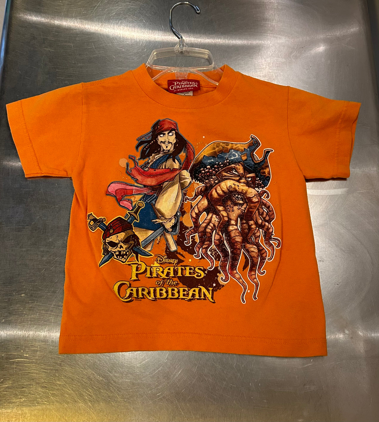 Apple Vintage - Apparel - Pirates of The Caribbean tee