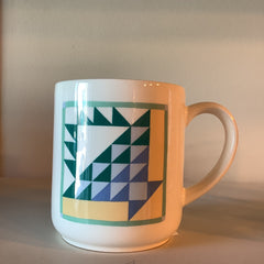 Apple Vintage - Vintage Glassware - Vintage Made in Mexico Mug