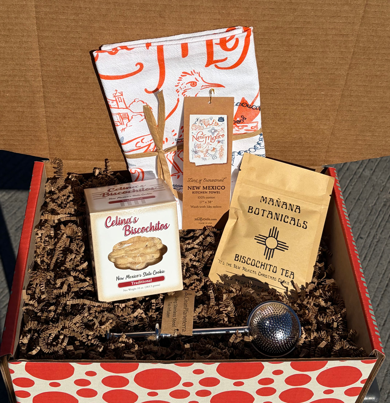 Flyby Biscochito Gift Box