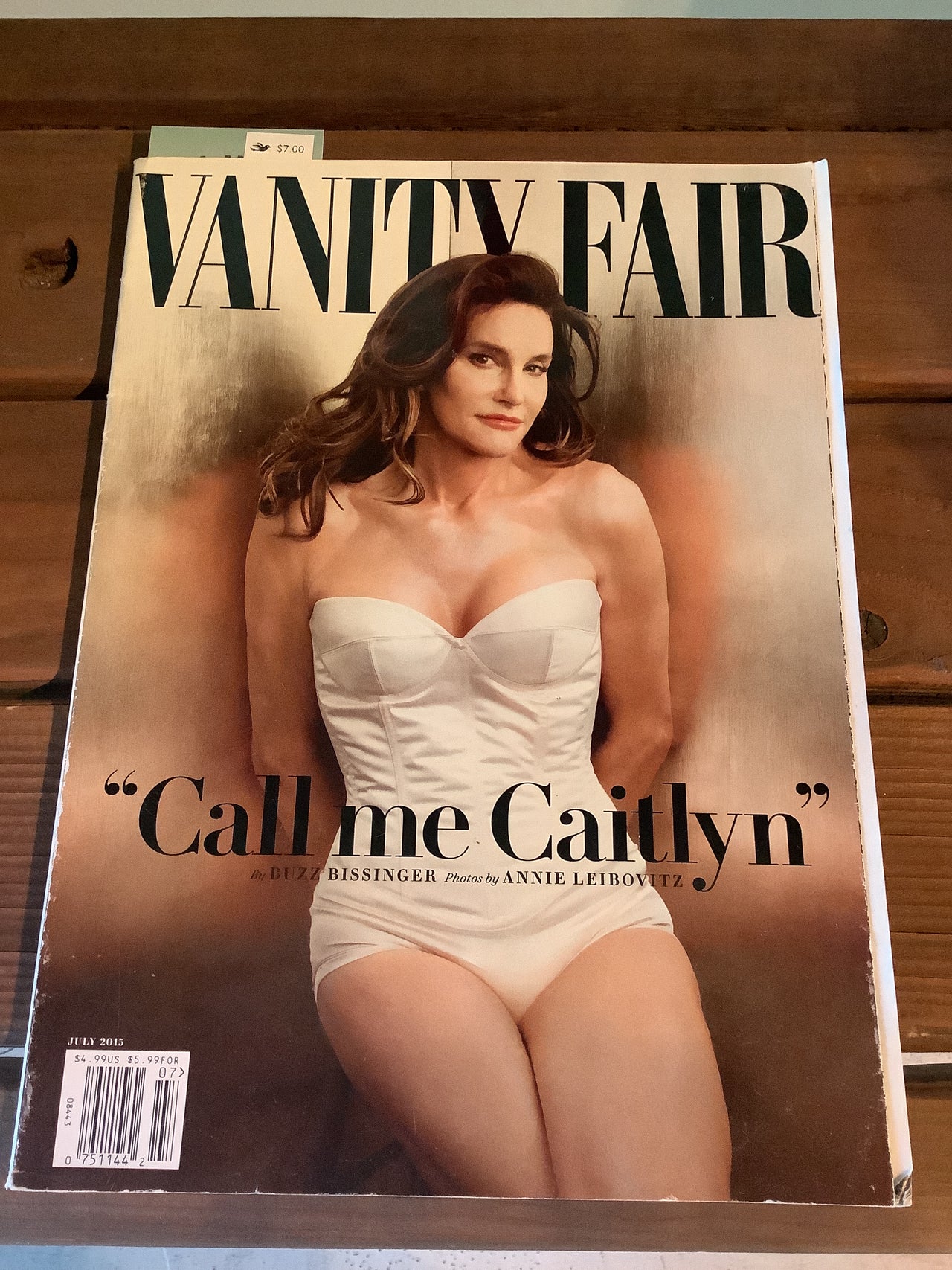 Apple Vintage - Vintage books - Vanity Fair “Call me Caitlyn”