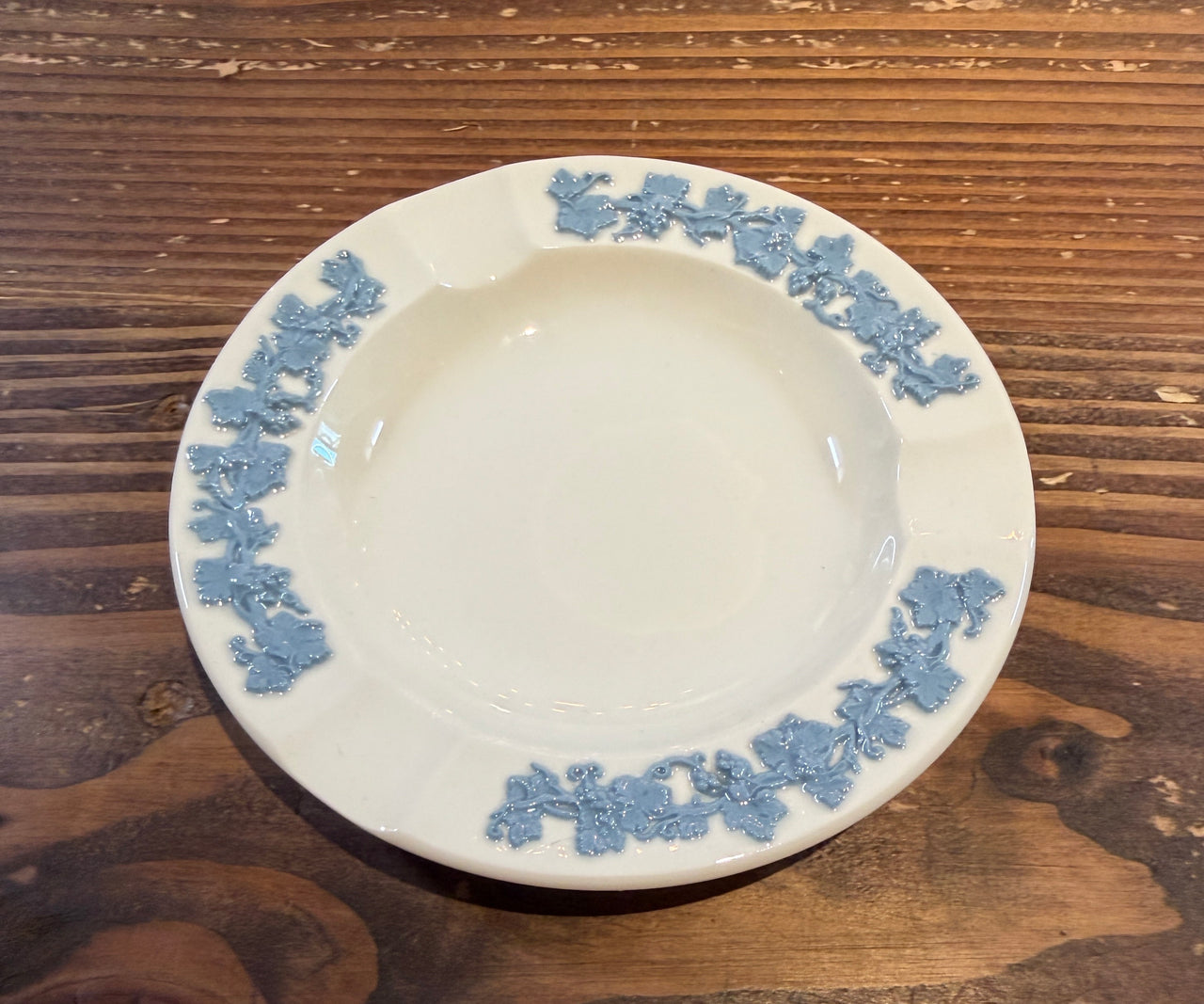 Flyby Vintage : Wedgwood Ash Tray