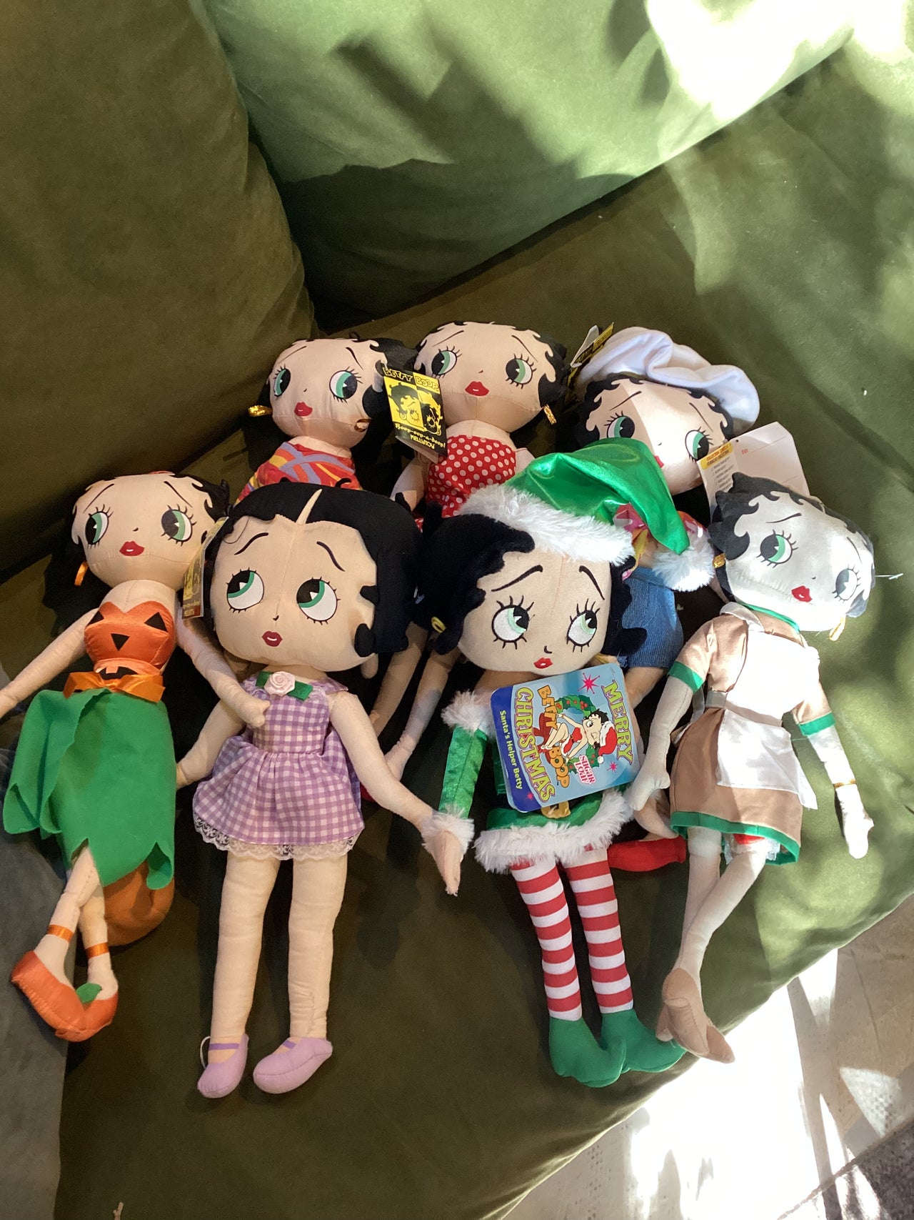 Apple Vintage - Betty Boop Dolls