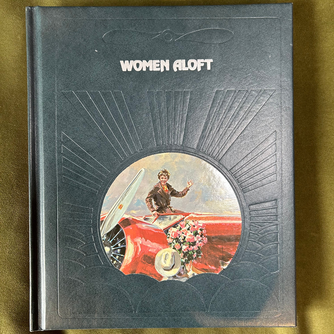 Flyby - Vintage book - Women Aloft