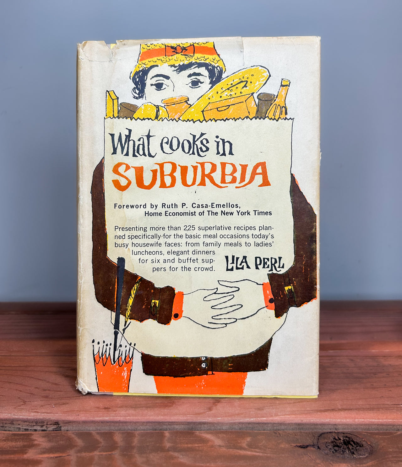 Flyby - Vintage book - "What Cooks in Suburbia", Lila Perl