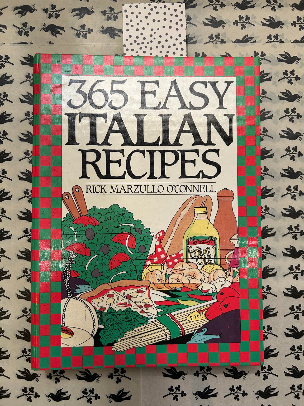 Flyby - Vintage book - 365 Easy Italian Recipes