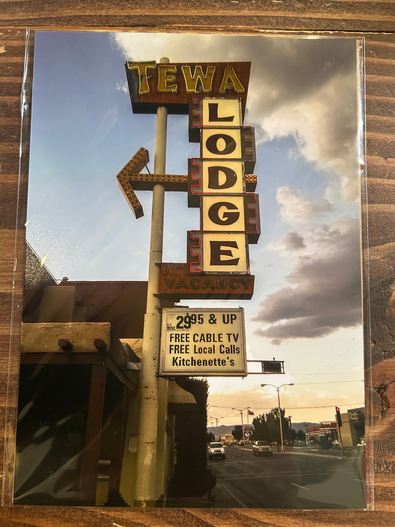 Mark Wade - 5x7 Photo Print - Tewa Lodge