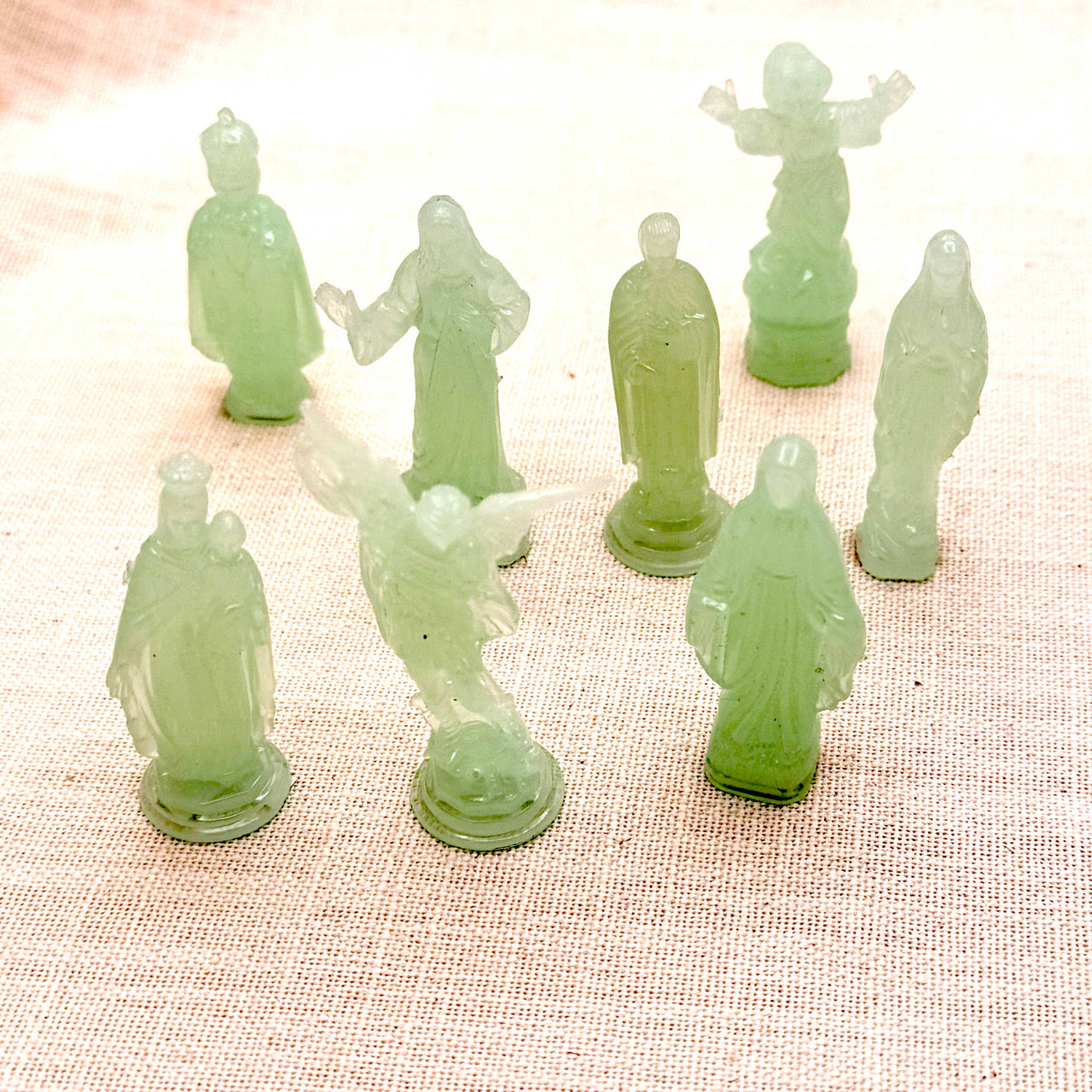 Mini Glowing Plastic Saints, Peru 