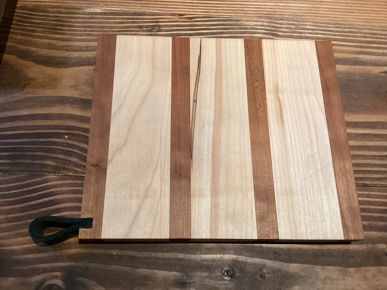 Trashwood - Cutting Board (Large)